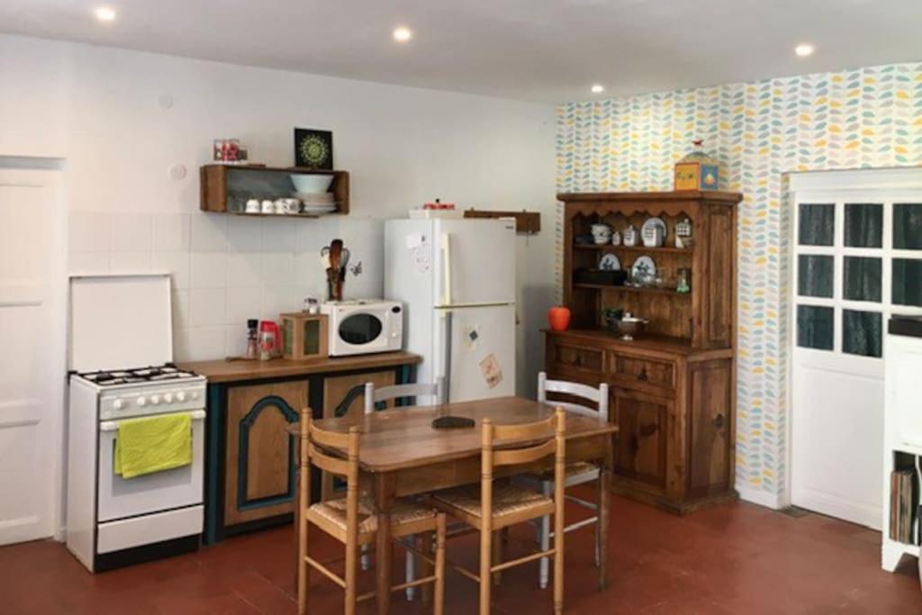 Maison Face A L'Etang Précy 외부 사진